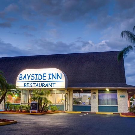 Bayside Inn Pinellas Park - Clearwater ภายนอก รูปภาพ