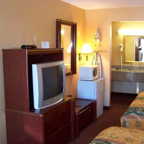Bayside Inn Pinellas Park - Clearwater ห้อง รูปภาพ