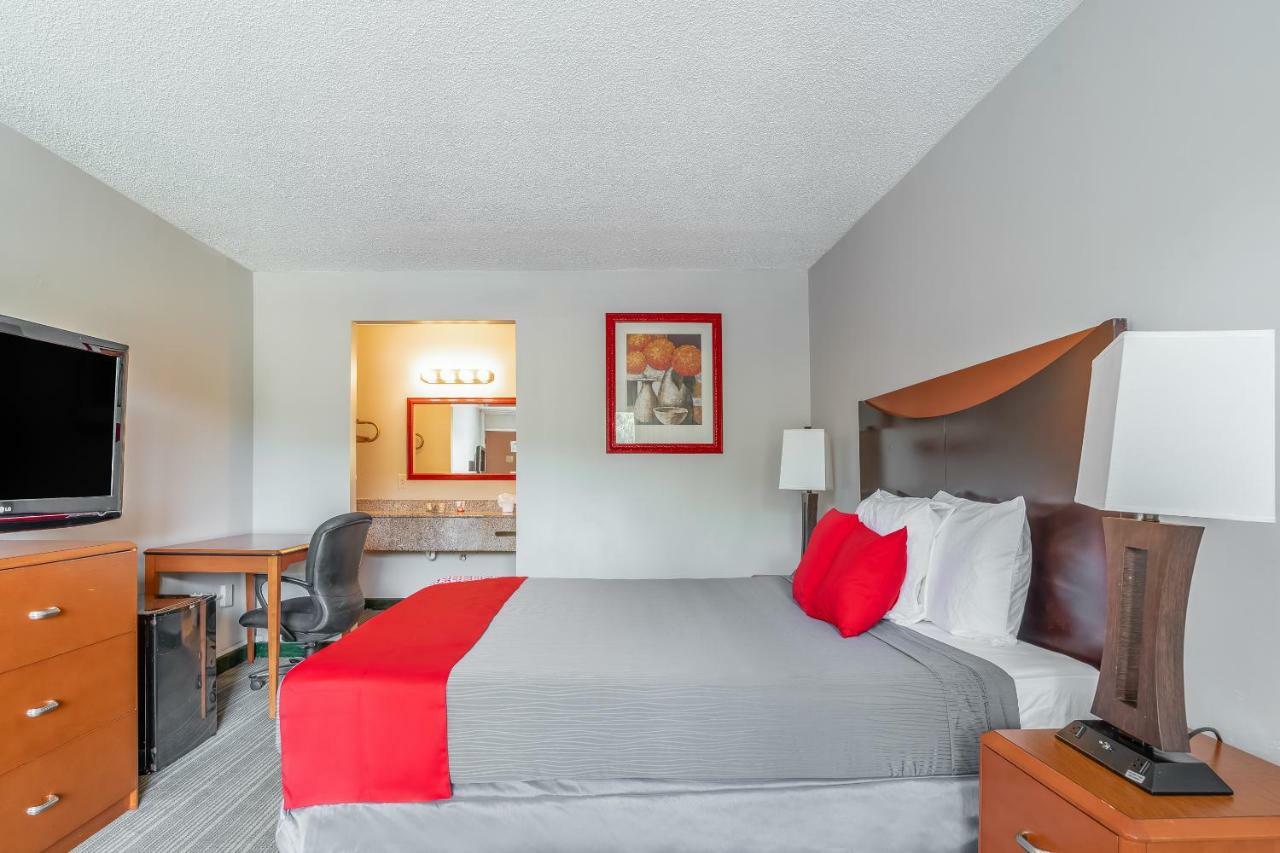 Bayside Inn Pinellas Park - Clearwater ภายนอก รูปภาพ